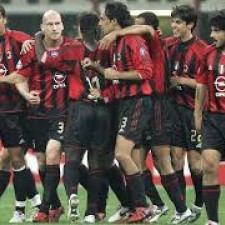 Igrači AC Milana igraju sukob